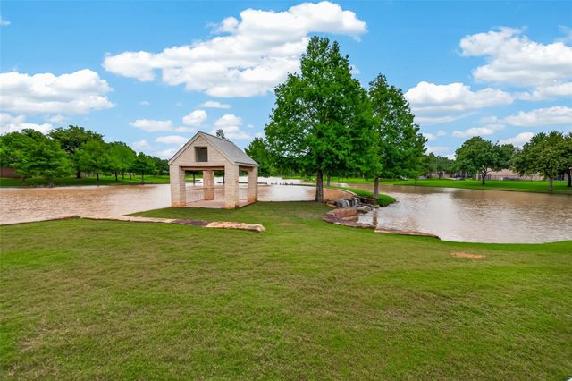 5627 Pleasant Falls Drive, Richmond, TX 77407