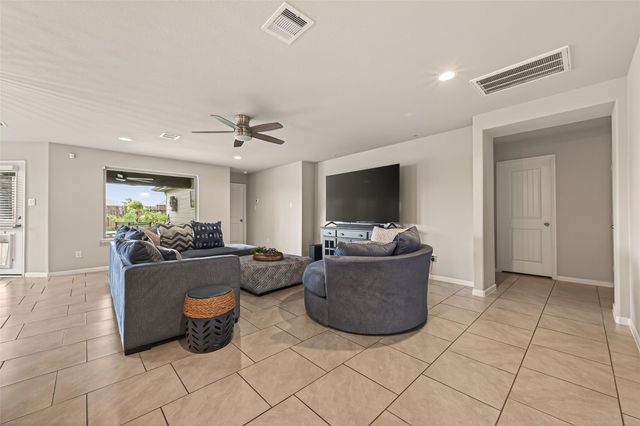 5627 Pleasant Falls Drive, Richmond, TX 77407