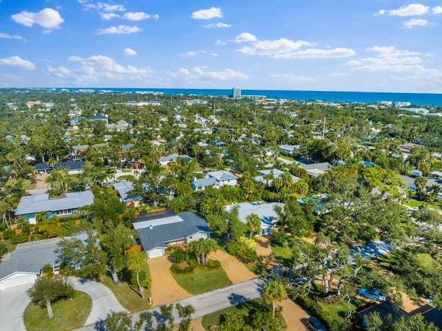 601 Gardenia Lane, Vero Beach, FL 32963