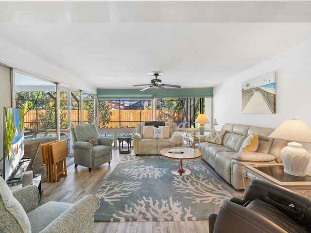 601 Gardenia Lane, Vero Beach, FL 32963