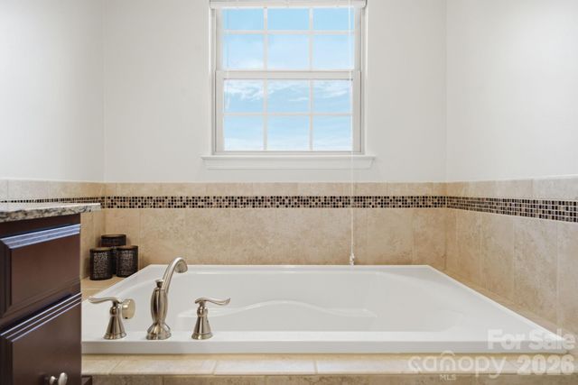 1760 Evergreen Drive, Charlotte, NC 28208