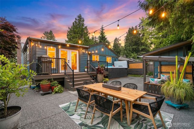 2007 NE 137th Street, Seattle, WA 98125
