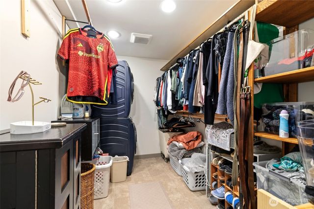 2007 NE 137th Street, Seattle, WA 98125