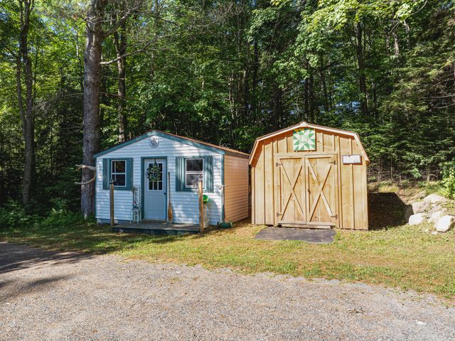 11 Bellevue Terrace, Tupper Lake, NY 12986