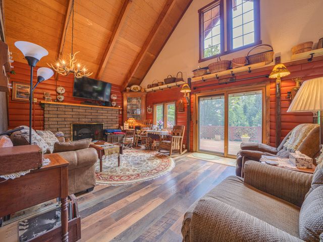 11 Bellevue Terrace, Tupper Lake, NY 12986