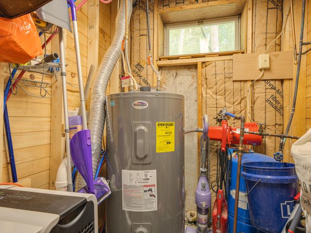 11 Bellevue Terrace, Tupper Lake, NY 12986