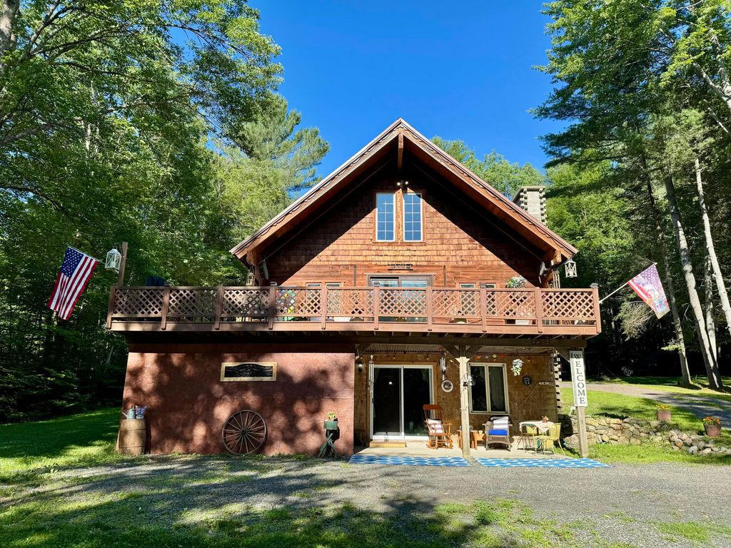 11 Bellevue Terrace, Tupper Lake, NY 12986