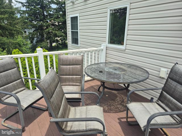 918 CHESTNUT ST, Gap, PA 17527