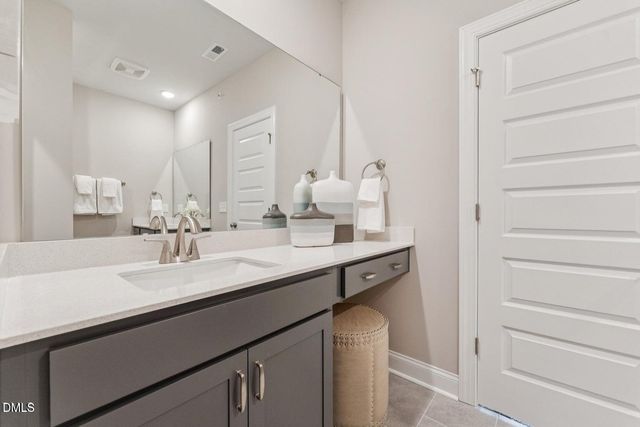 419 Grove Overlook Lane 200, Wake Forest, NC 27587
