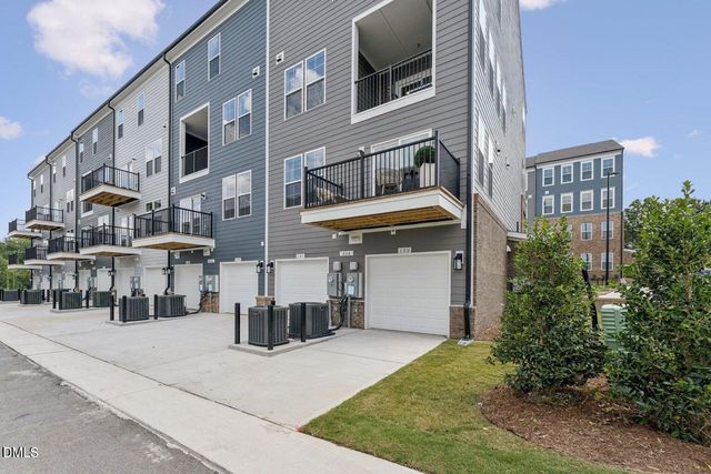 419 Grove Overlook Lane 200, Wake Forest, NC 27587