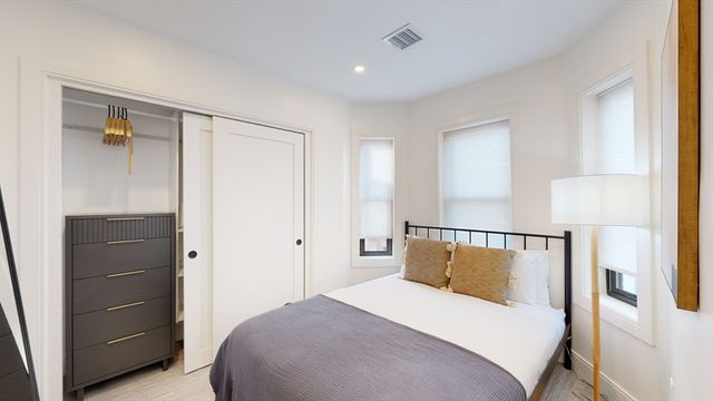 353 E 8th St 3, Boston, MA 02127