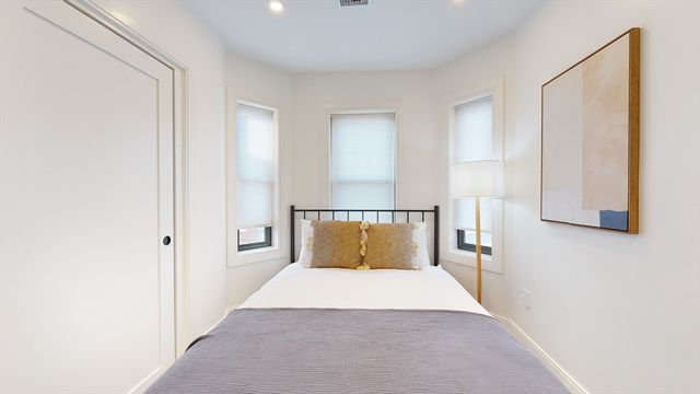 353 E 8th St 3, Boston, MA 02127