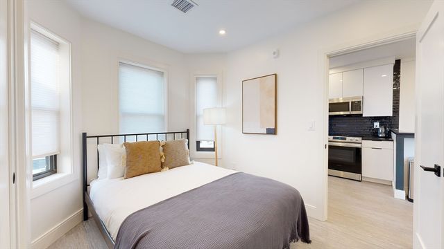 353 E 8th St 3, Boston, MA 02127