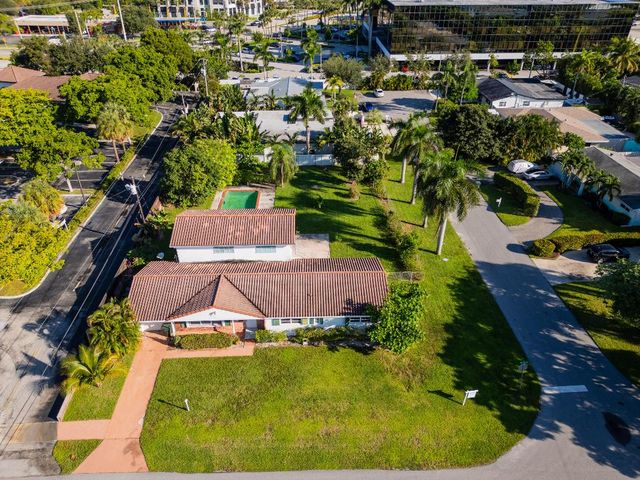 233 NE 11th Street, Boca Raton, FL 33432