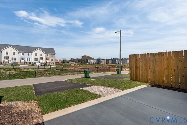 2213 Perry St, Richmond, VA 23225