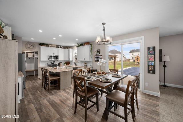 104 Brunswick Court, Perrysburg, OH 43551