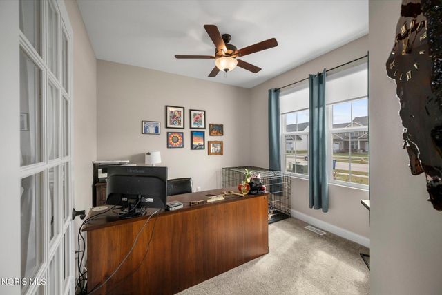 104 Brunswick Court, Perrysburg, OH 43551