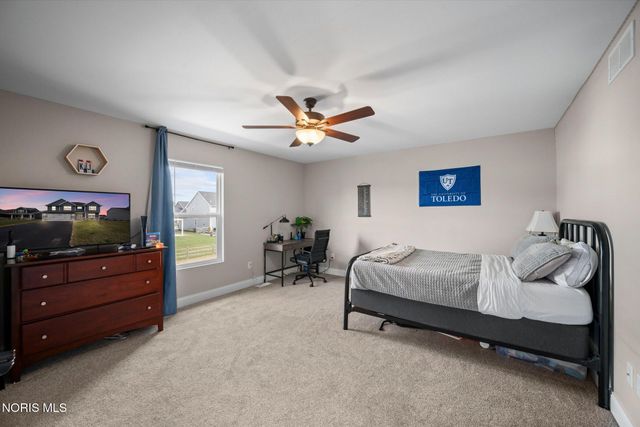 104 Brunswick Court, Perrysburg, OH 43551