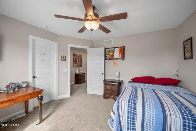 104 Brunswick Court, Perrysburg, OH 43551