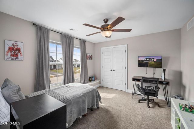 104 Brunswick Court, Perrysburg, OH 43551