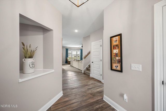 104 Brunswick Court, Perrysburg, OH 43551