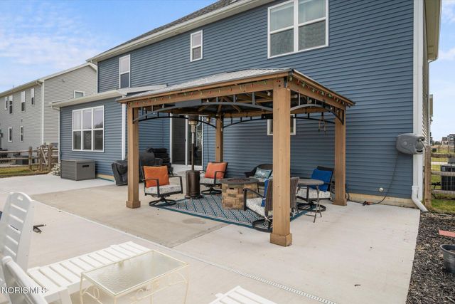 104 Brunswick Court, Perrysburg, OH 43551