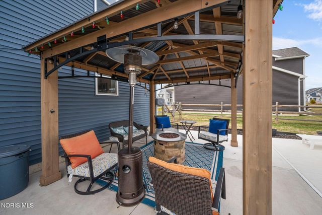 104 Brunswick Court, Perrysburg, OH 43551