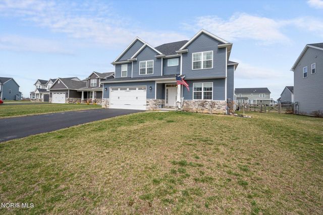 104 Brunswick Court, Perrysburg, OH 43551