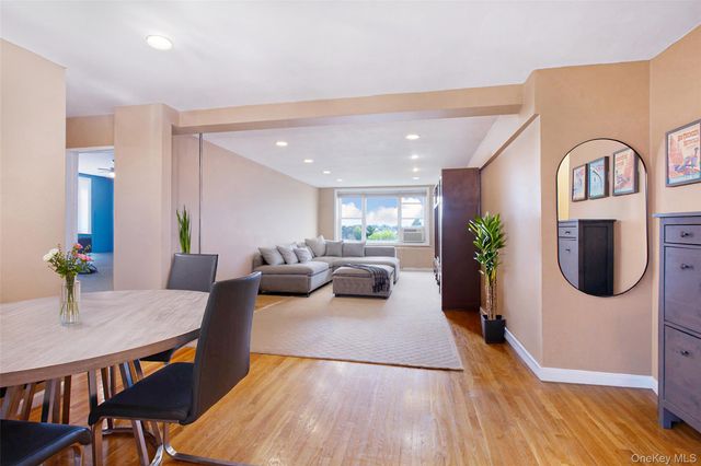 1865 211th Street 6E, Bayside, NY 11360