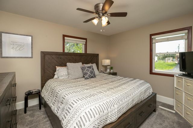 3118 Rose Heights Drive SE, Rochester, MN 55904