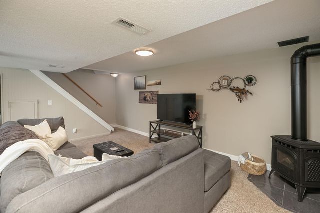 3118 Rose Heights Drive SE, Rochester, MN 55904