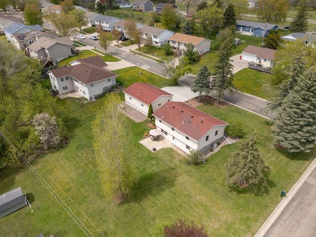3118 Rose Heights Drive SE, Rochester, MN 55904
