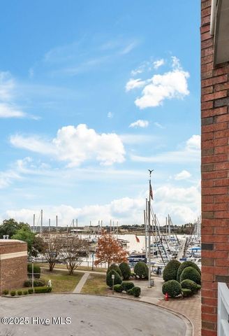 208 Sky Sail Boulevard, New Bern, NC 28560