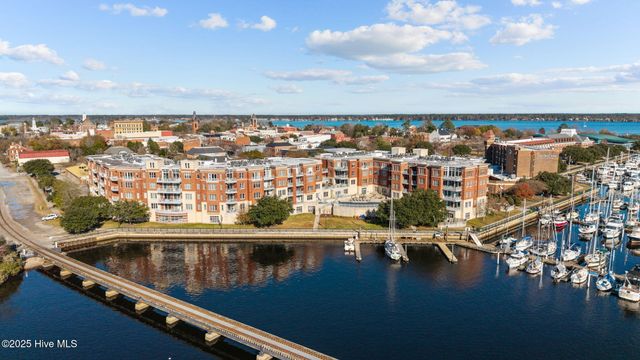 208 Sky Sail Boulevard, New Bern, NC 28560