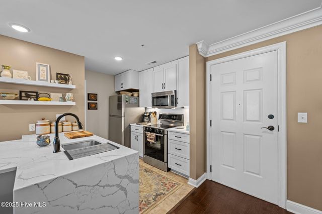 208 Sky Sail Boulevard, New Bern, NC 28560