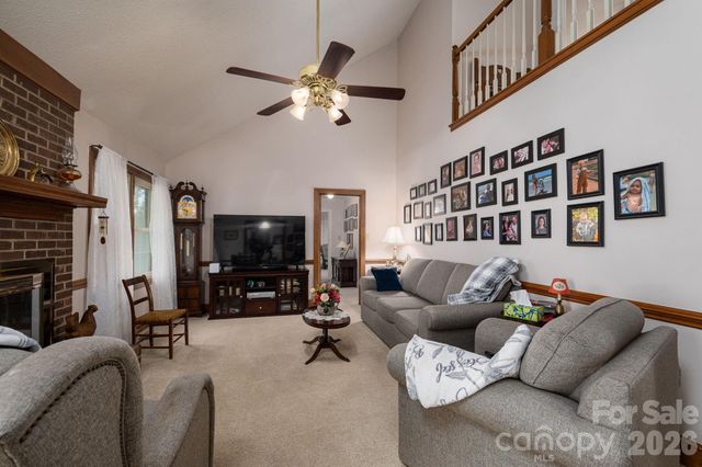 1520 Stableview Drive, Gastonia, NC 28056
