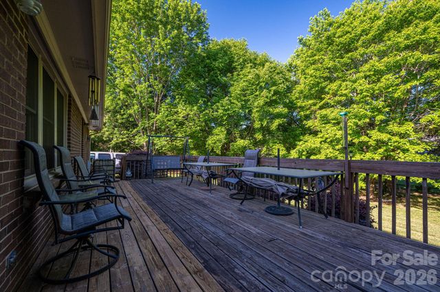 1520 Stableview Drive, Gastonia, NC 28056