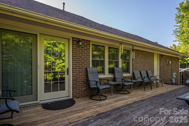 1520 Stableview Drive, Gastonia, NC 28056