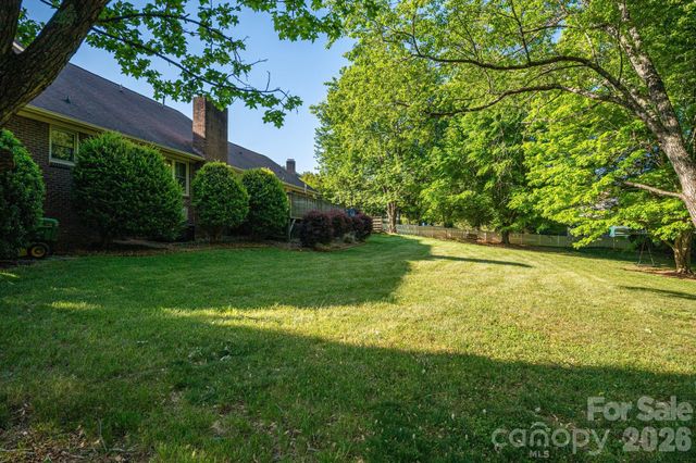 1520 Stableview Drive, Gastonia, NC 28056