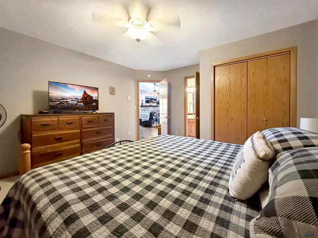 23221 BLACK FOREST PL, Rapid City, SD 57702