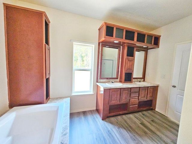 717 Dry Gulch Rd, Colville, WA 99114