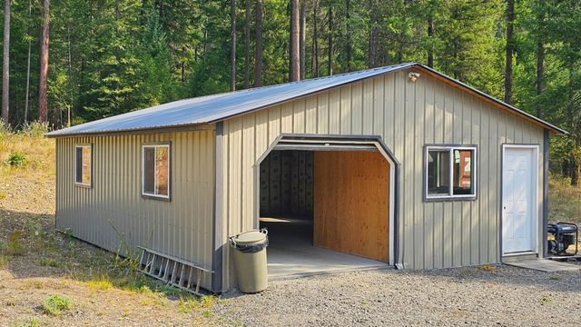 717 Dry Gulch Rd, Colville, WA 99114
