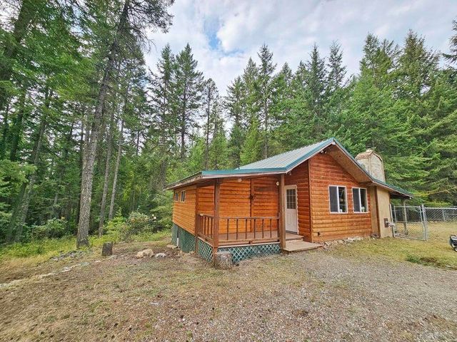 717 Dry Gulch Rd, Colville, WA 99114