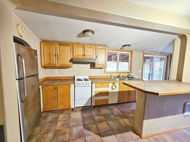 717 Dry Gulch Rd, Colville, WA 99114