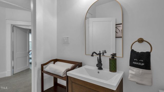 1307 Wake Forest Road, Raleigh, NC 27604