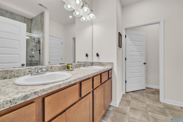 166 Morning Dew Road, Toney, AL 35773