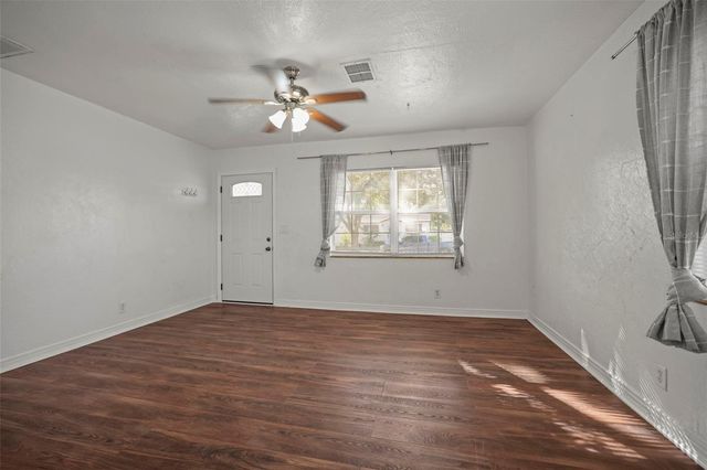 1511 35TH AVENUE N, St Petersburg, FL 33704