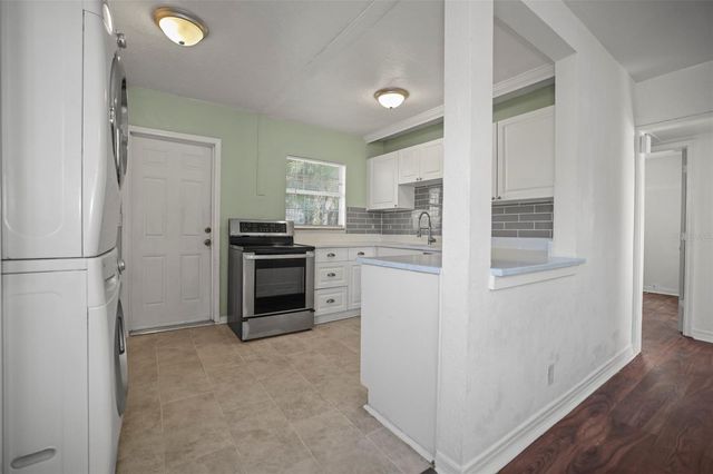 1511 35TH AVENUE N, St Petersburg, FL 33704