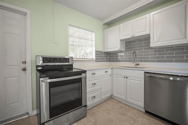 1511 35TH AVENUE N, St Petersburg, FL 33704