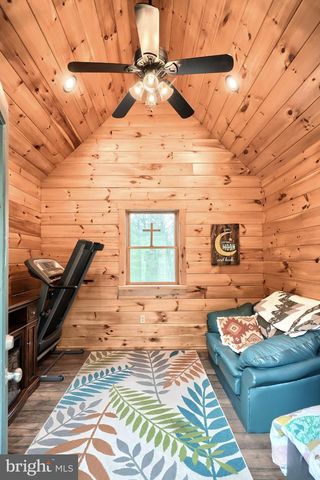 6398 CHAMBERSBURG RD, Fayetteville, PA 17222